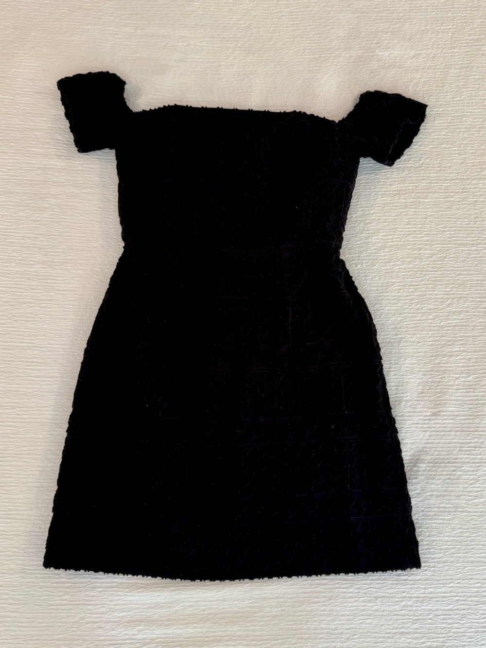 Vineyard Vines Black Off-Shoulder Mini Dress